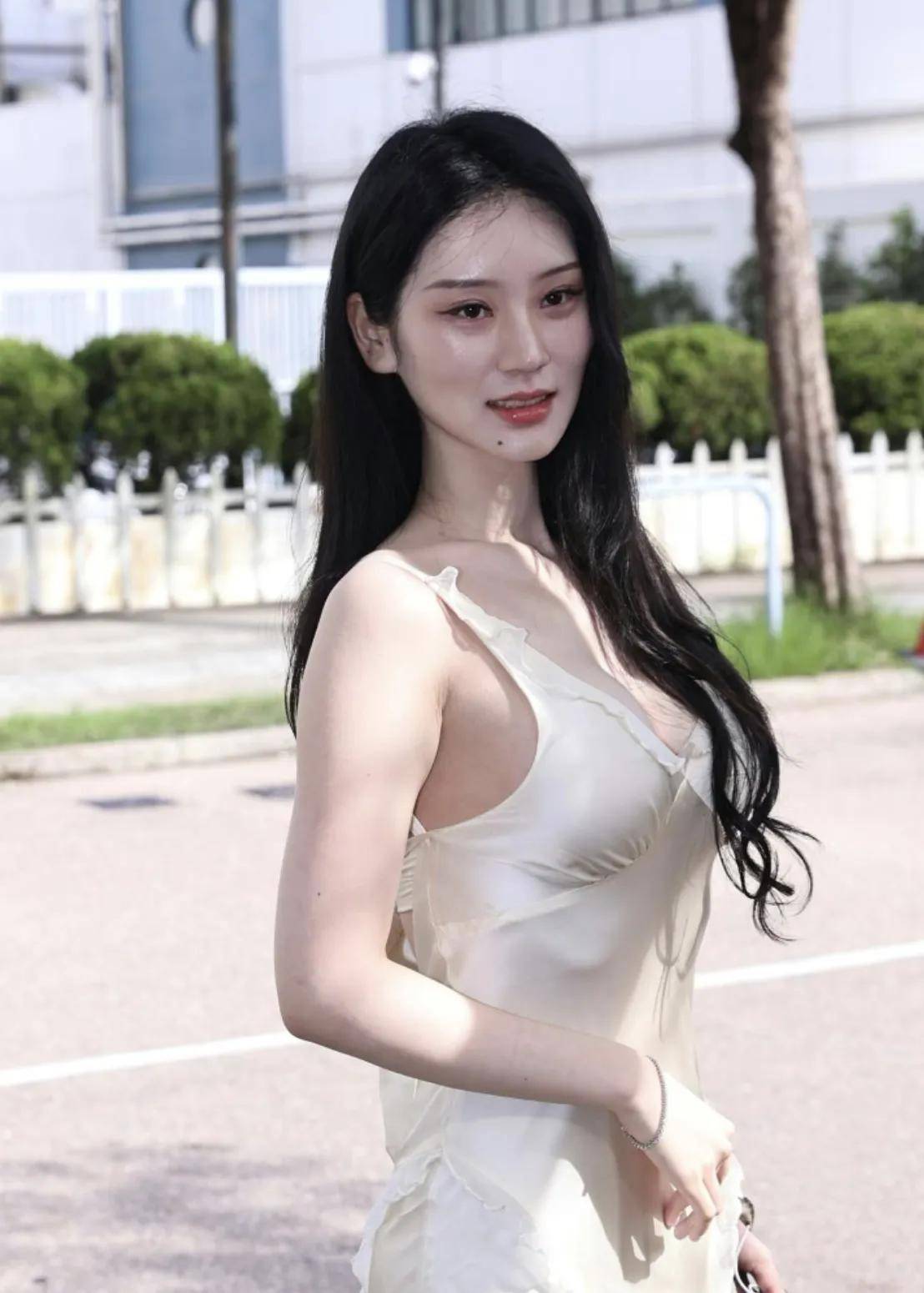 起底！今年质量大提升高学历美女云集澳门新葡京入口2025港姐佳丽大(图7)